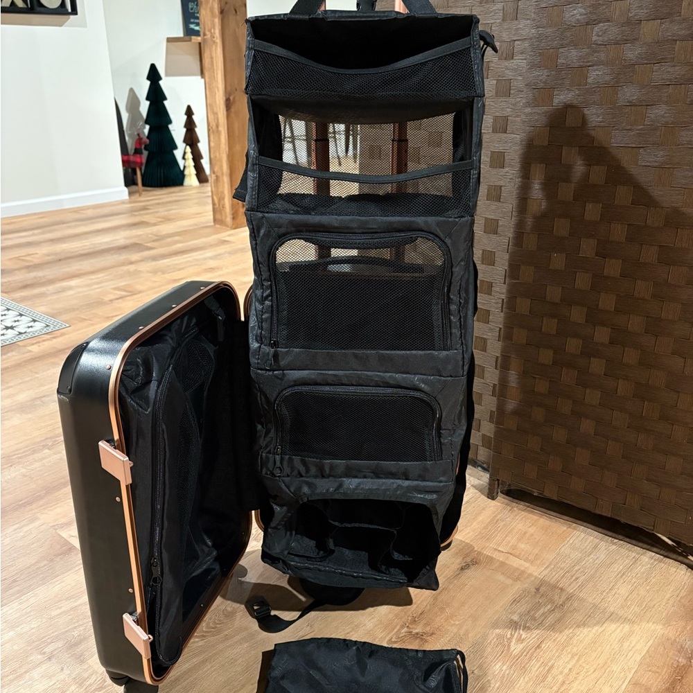 Sologuard carryon luggage closet system